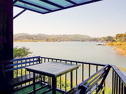 Phornpailin Riverside Resort