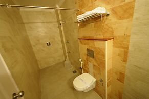 Hotel Palmyra Grand Inn