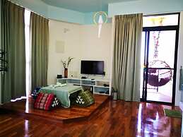 198 Red Hat B&B