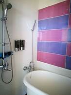 198 Red Hat B&B