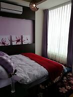 198 Red Hat B&B