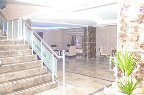 Oz Cavusoglu Hotel