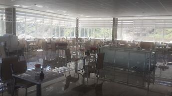 Oz Cavusoglu Hotel