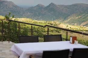 Nemrut Euphrat Hotel