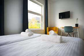 I Hotel