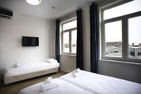 I Hotel