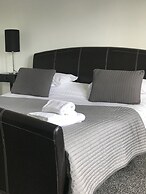 The Graeme Hotel