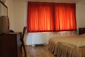 Alafrangite Hotel