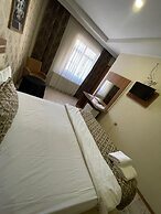 Dimet Park Hotel
