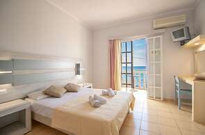 Agoulos Beach Hotel