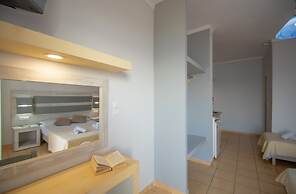 Agoulos Beach Hotel