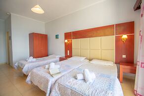 Agoulos Beach Hotel