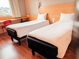 ibis Puerto Montt