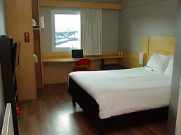 ibis Puerto Montt