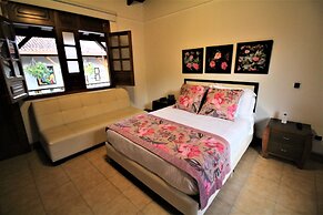 Amazilia Hotel