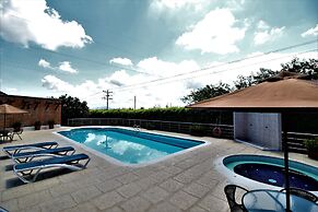 Amazilia Hotel