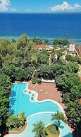 La Mirada Residences