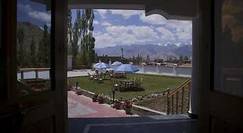 Hotel Ladakh Himalayan Retreat