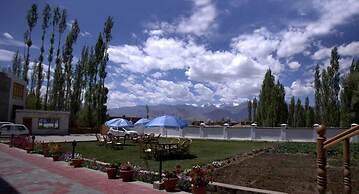 Hotel Ladakh Himalayan Retreat