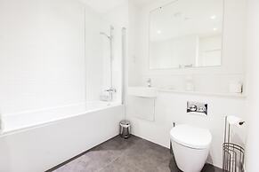 City Stay Apartments - Platform