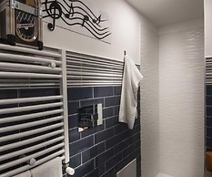 Ad Hoc Rooms