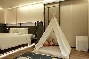 L&L City Hotel