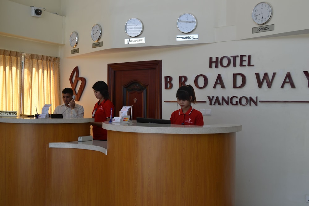 Hotel Broadway Yangon