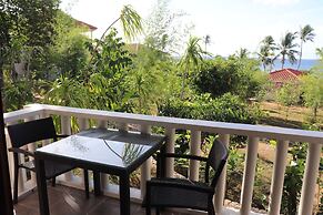 Island View Beachfront Resort