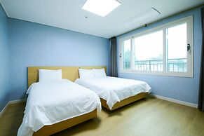 JnB Family Hotel