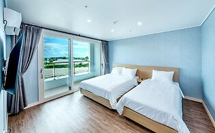 JnB Family Hotel