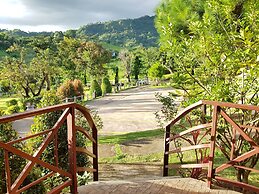 Foresta Hill Resort