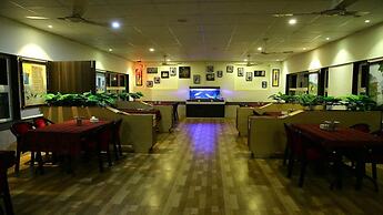 Dhanashree Hospitality - Bar,Restaurant & Lodging