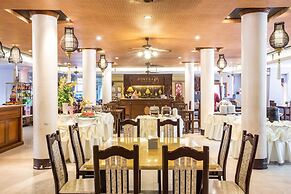 Juntra Resort and Hotel