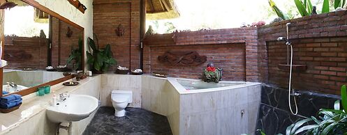 Ciliks Beach Garden