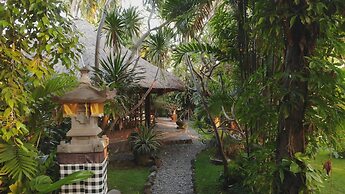 Ciliks Beach Garden