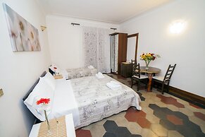 Ariana Luxury Guest House