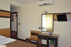 Akgol Hotel