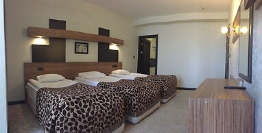 Akgol Hotel