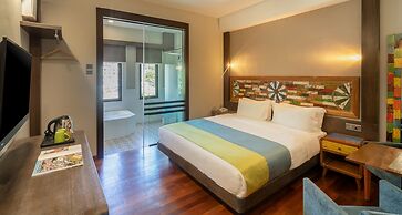 Treasures Hotel and Suites