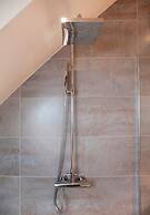 DBS Serviced Apartments - The Delven