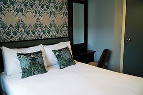 Jonas Hotel