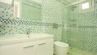 Evra Halal Boutique Hotel