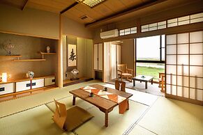 Yumoto Kobayashi
