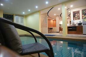 Happy Hostel
