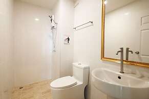 Happy Hostel