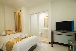 Happy Hostel