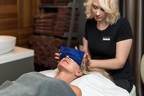 Crystal House Suite Hotel & SPA