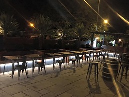 Oxgang Kitchen Bar & Rooms