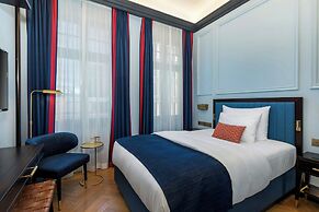 LUME Boutique Hotel, Autograph Collection