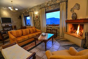 Karyatis Resort